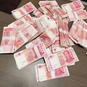 衢州要债公司成功调解了一起工程质保金纠纷，被告公司则同意分三期支付质保金及违约金共计500万元